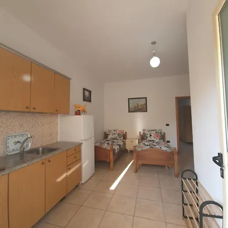 Apartamento Dritan Belulaj