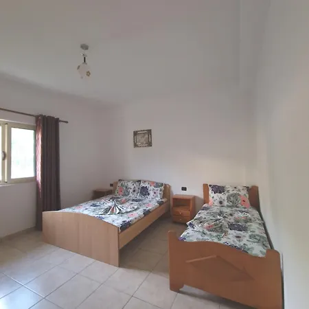 Apartamento Dritan Belulaj